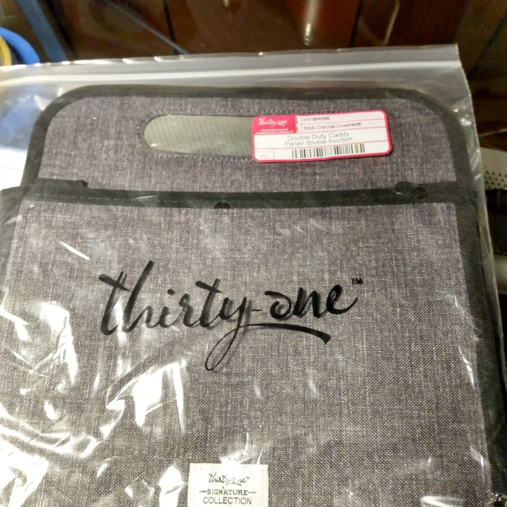 Thirty-One charcoal crosshatch double duty caddy